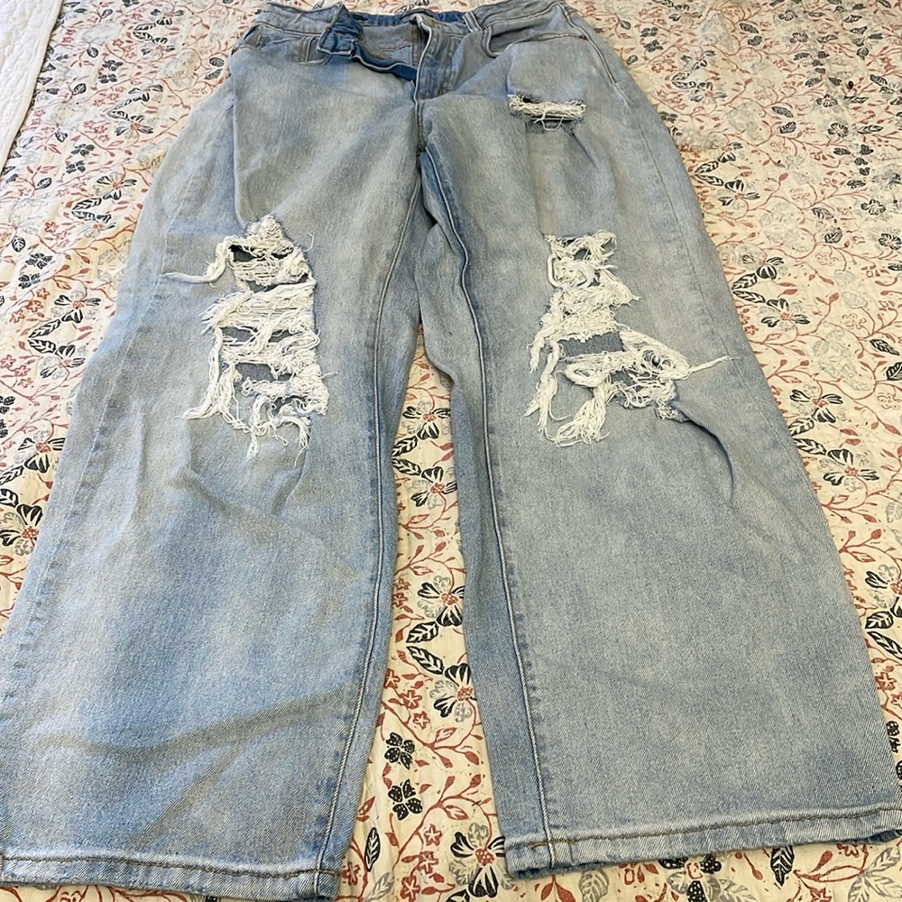 Wild Fable Super High Rise jeans- 8/29R distressed
